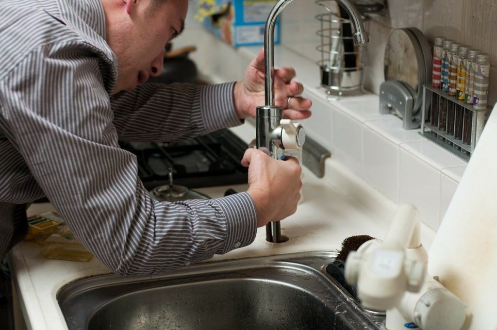 What are the Different Types of Plumbers?